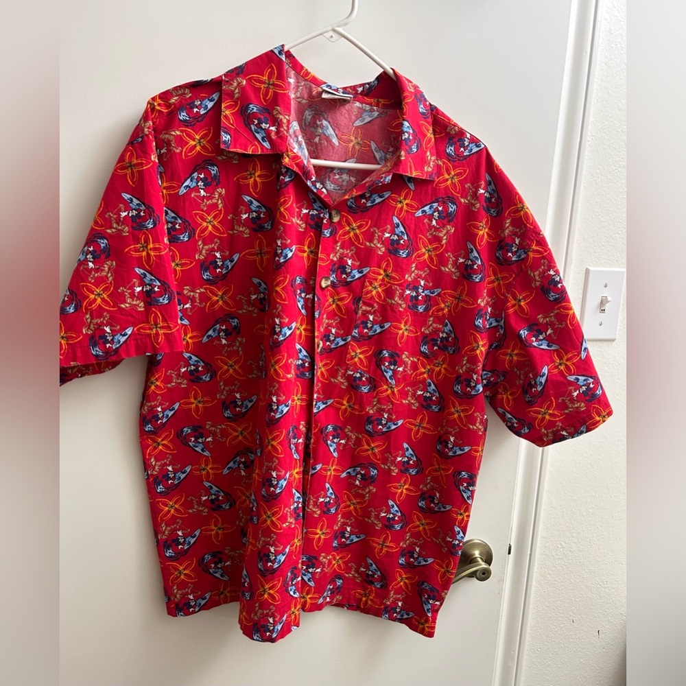 Disney  Red Hawaiian Shirt Large Mickey Mouse surfing short sleeve button J06